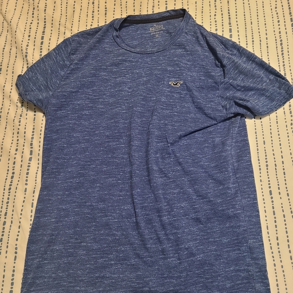 Medium Hollister T-Shirt - Picture 1 of 3